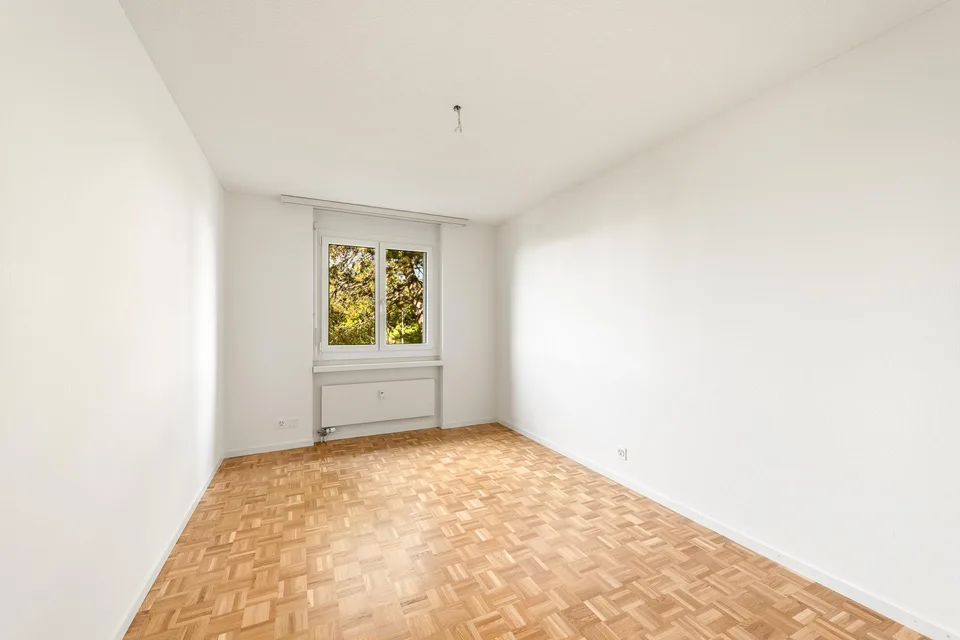 Entre Reussufer et vie de ville - appartement de 5,5 pièces rénové.