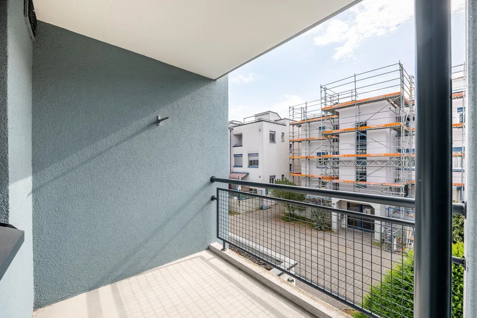 Entre Reussufer et vie de ville - appartement de 5,5 pièces rénové.