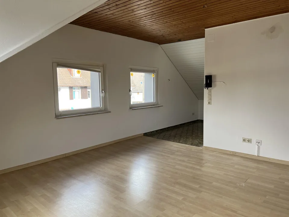 2 1/2 Zimmer-Wohnung gepflegt, an guter Lage in Büsingen – Foto 2 von 7