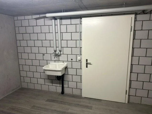 Hobby room / storage room approx. 13 m2 for rent