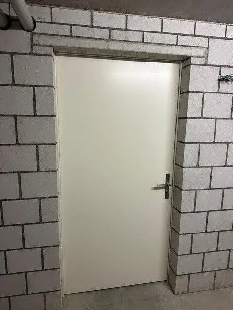 Hobby room / storage room approx. 13 m2 for rent