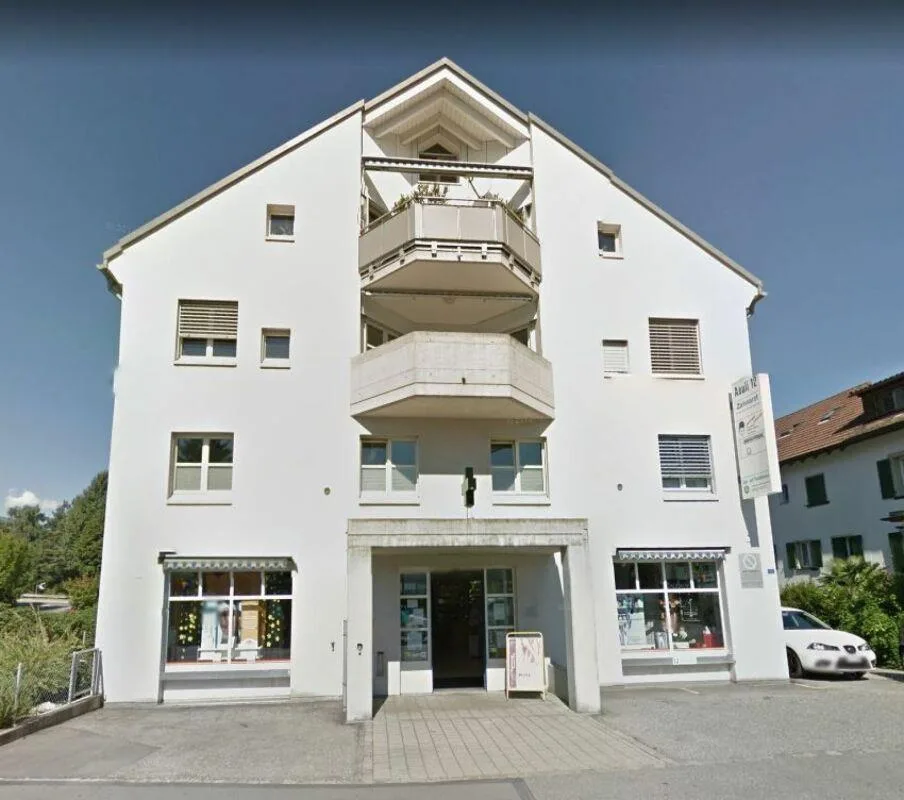 traumhafte Dachwohnung mit Galerie und Balkon an top Lage