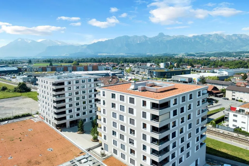 Geräumige 3,5 Zimmer Wohnung mit Loggia
