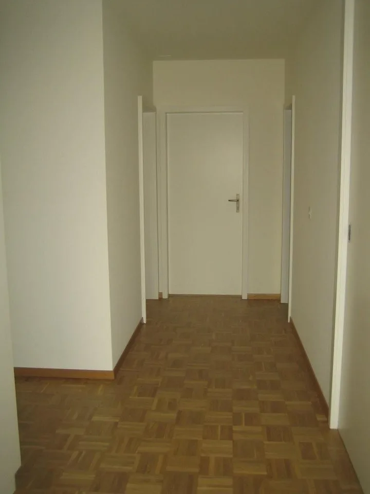 günstige Wohnung mit sonnigem Balkon an zentraler Lage