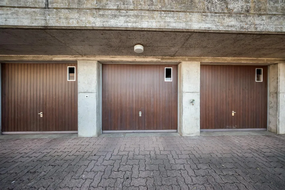 4.5 Zi. RFH mit grossem Garten in Schneisingen
