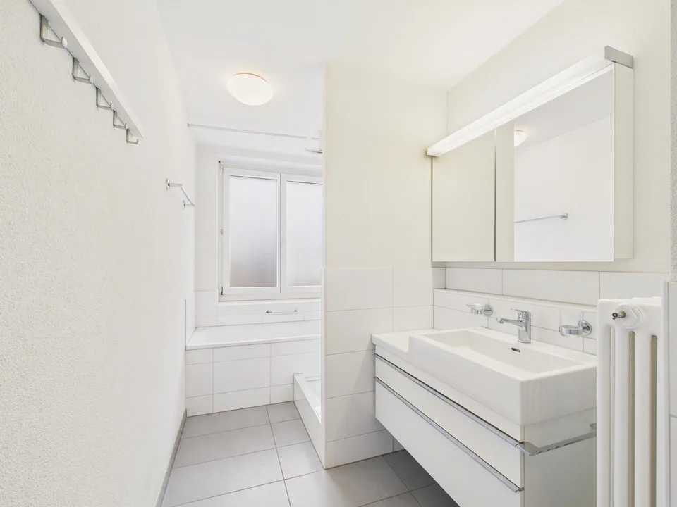 Attraktive und sehr grosse 173m2 Maisonette-Wohnung in Allschwil, B...