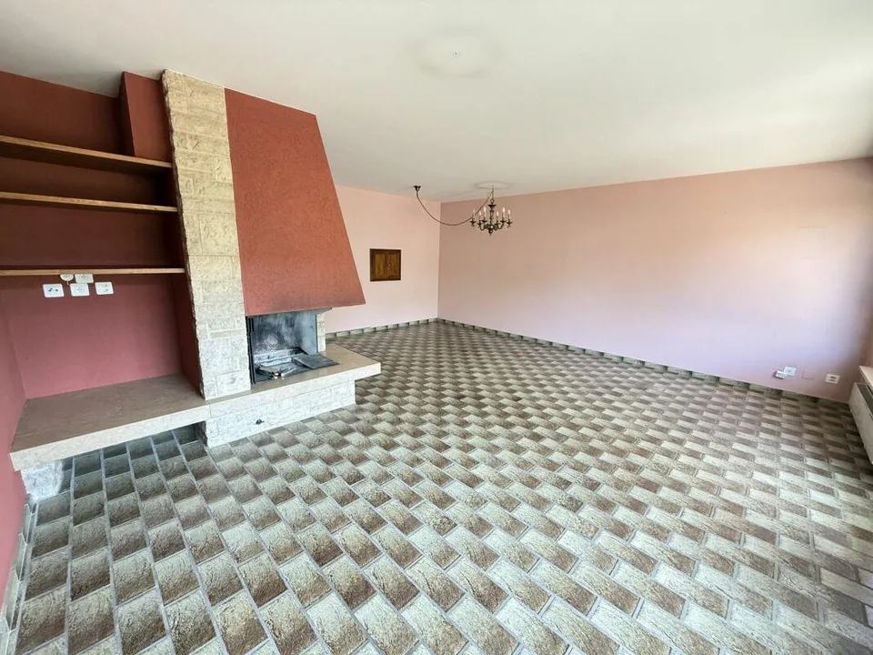 Ruhig gelegenes 4 1/2 Zimmer Eck-Einfamilienhaus mit Garten