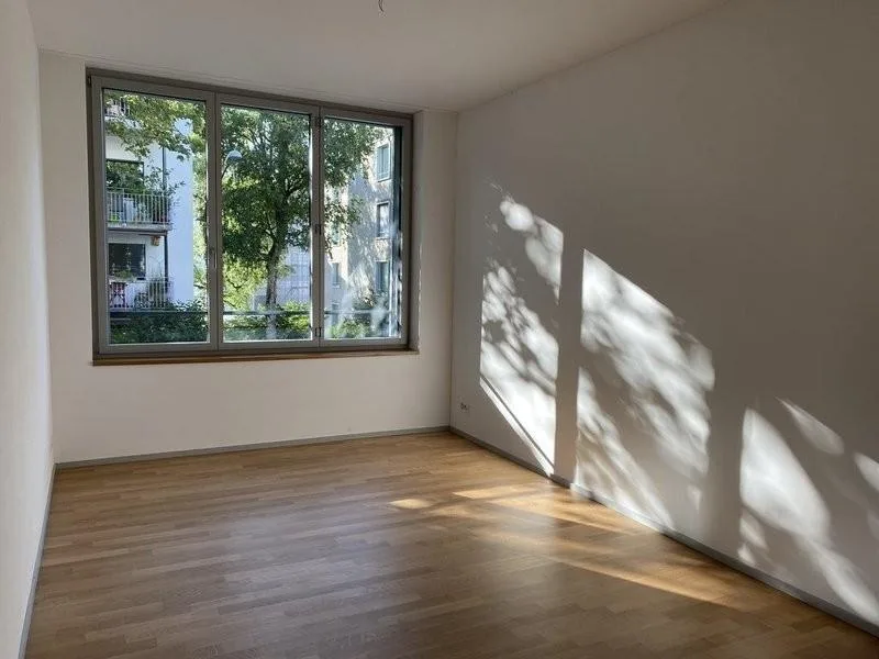 Charmante 2.5 Zimmer-Wohnung in Oerlikon