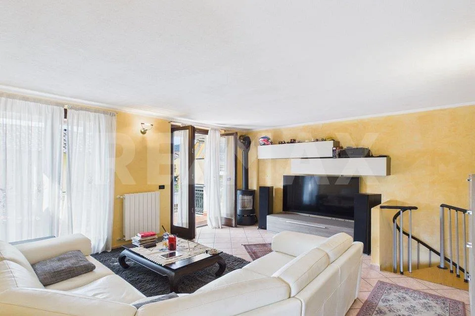 ITALIA-Appartamento con grande terrazza e garage vicino al confine ... – Foto 11 von 13