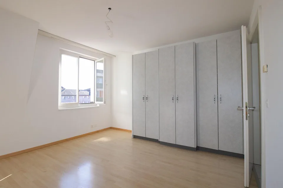 Traumhafte 6½-Zimmer-Dachmaisonettewohnung mitten in Cham – Foto 10 von 22