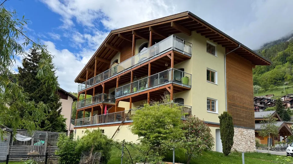 For Sale Attic 4.5 Rooms in Salvan