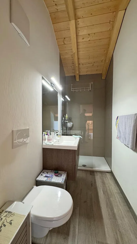 For Sale Attic 4.5 Rooms in Salvan