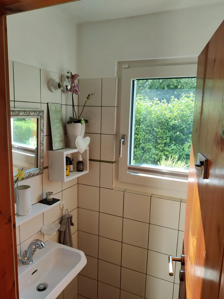 Cheminée, PV und Tiefgaragenplatz in familienfreundlicher Überbauung