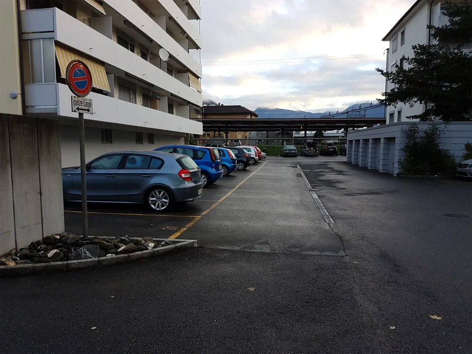 Ungedeckter Aussenparkplatz