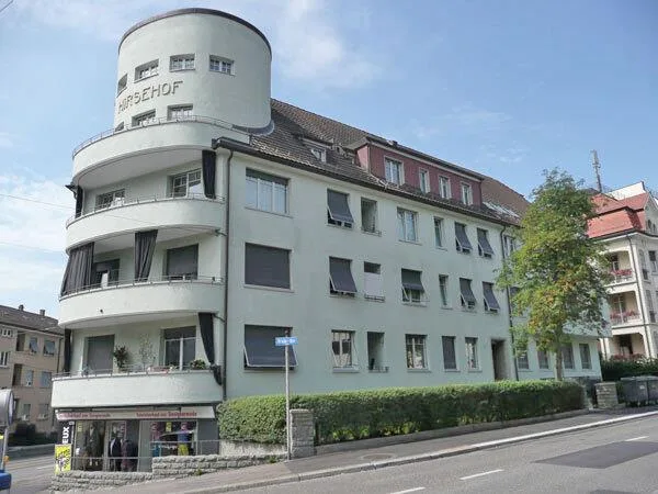 Moderne und grosszügige Wohnung im Kreis 7