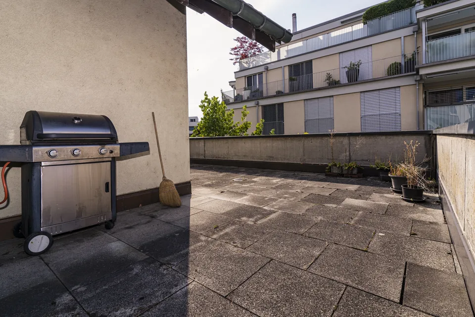 2 1/2 Zimmerwohnung im 2. OG im Dorfkern von Lachen