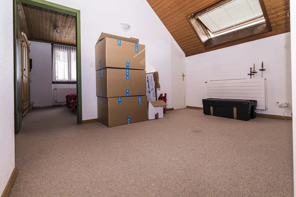 2 1/2 Zimmerwohnung im 2. OG im Dorfkern von Lachen