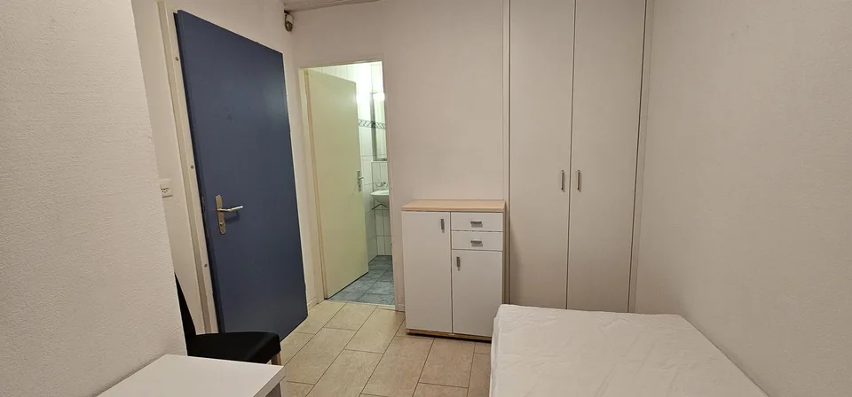 Einzelzimmer möbliert (123)