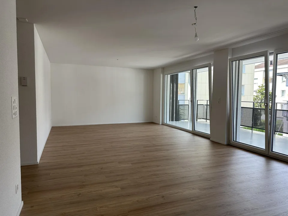 Attraktive Erdgeschosswohnung mit lauschigem Balkon in Grabs