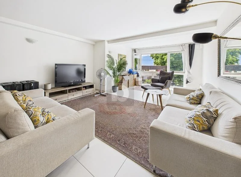 POUR INVESTISSEUR : AU COEUR DE MONTREUX AVEC VUE !
