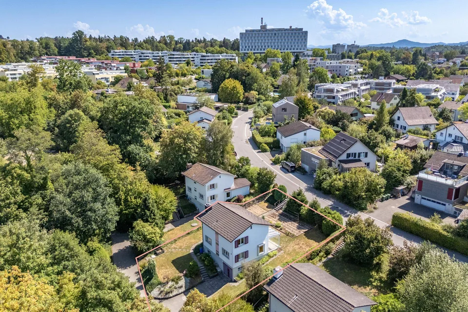 Grundstück an attraktiver Lage mit Potenzial zur Neugestaltung