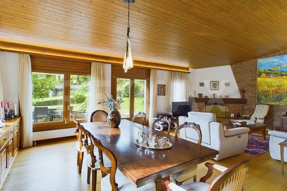 Una villa. Quattro modi di viverla. Anche residenza di vacanza.