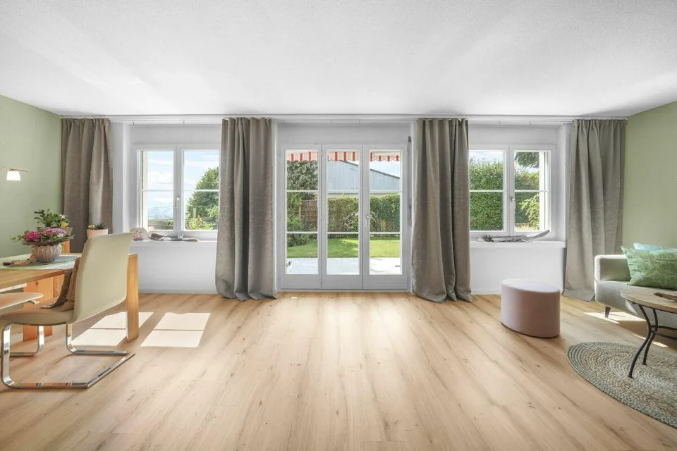 Ampia, ben curata casa a schiera in una posizione tranquilla e familiare con vista sull'Alpstein