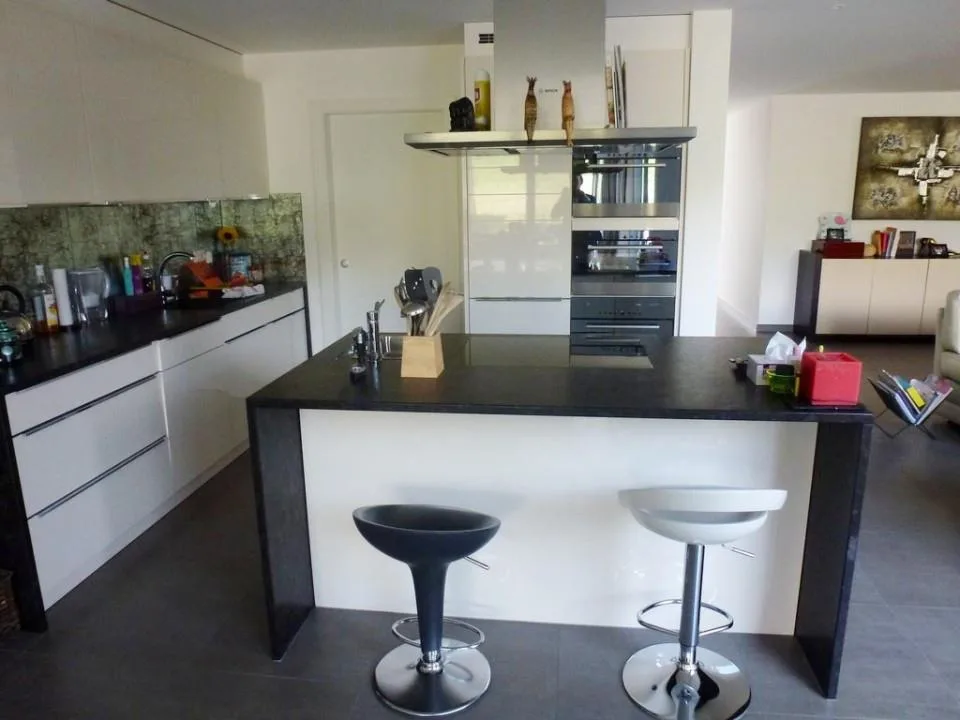 Spacieux duplex de 220m2 dans ancienne ferme rénovée à Essertines s...
