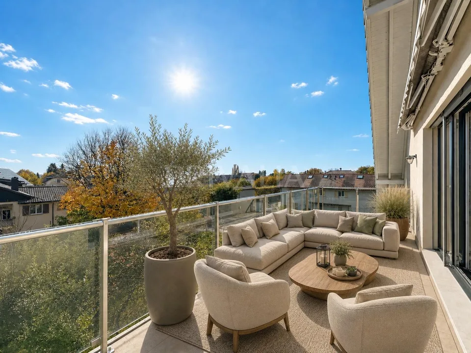 Attique en duplex Minergie de 135 m² avec balcon et cheminée à Mies
