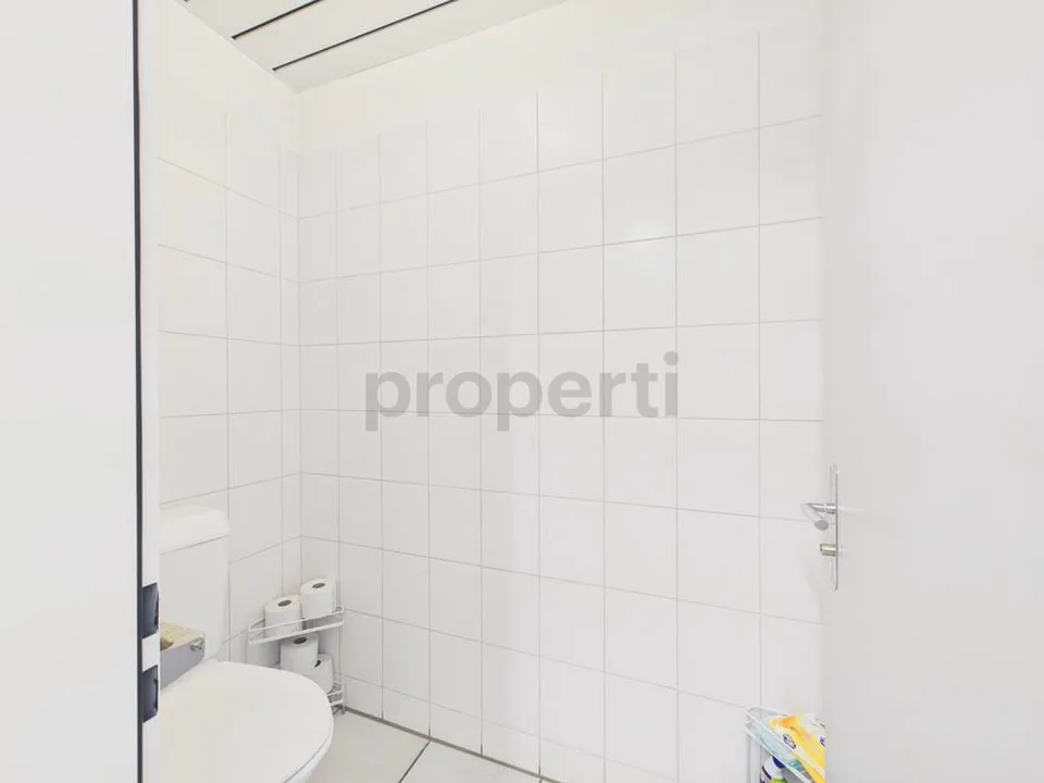 Attraktive Anlageimmobilie an bester Lage in Beckenried – Gewerbefl...