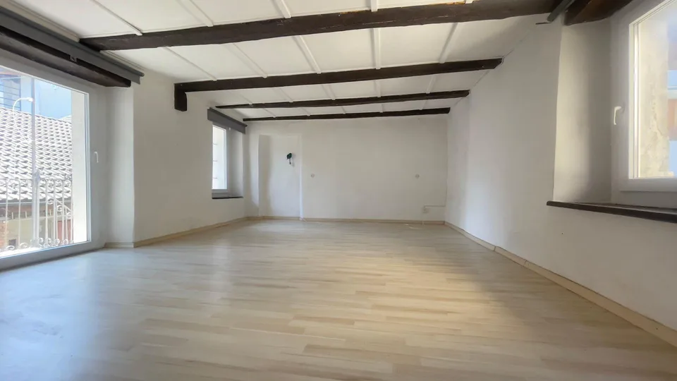 Residenza secondaria possibile — Due rustici contigui a Gorduno