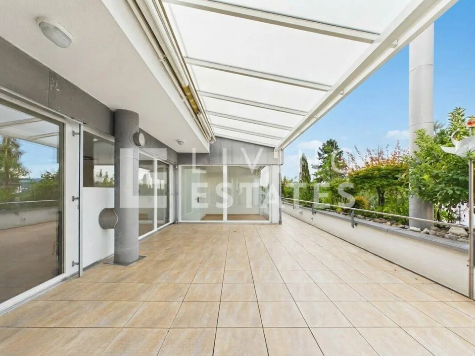ZWISCHEN HIMMEL UND ERDE - TERRASSE. AUSBLICK. PRIVATSPHÄRE.