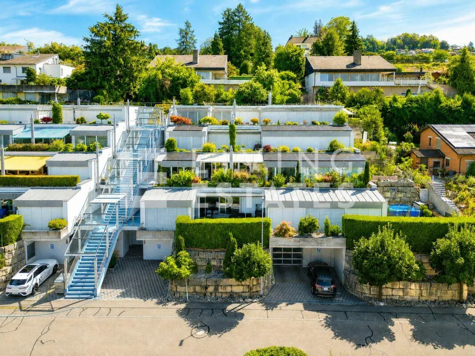 ZWISCHEN HIMMEL UND ERDE - TERRASSE. AUSBLICK. PRIVATSPHÄRE.