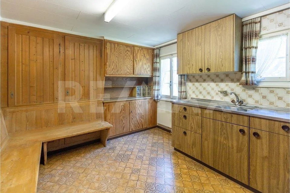 2-Familienhaus, Renditeobjekt, an zentraler Lage, 6484 Wassen UR