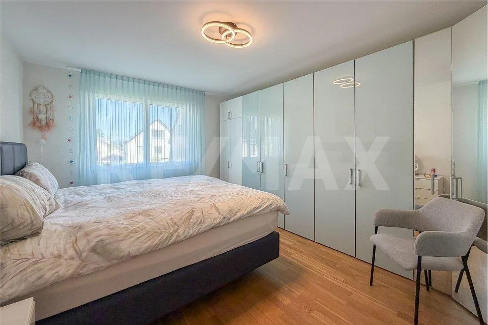 In top Zustand: 5.5 Zimmer-Doppel-Einfamilienhaus in Möhlin zu verk...