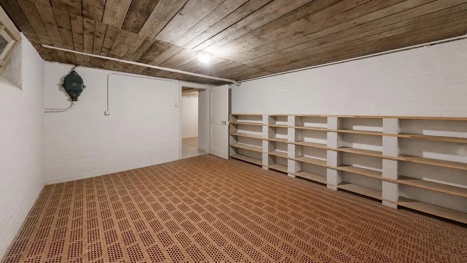 Einfamilienhaus mit grossem Grundstück & Entwicklungspotenzial
