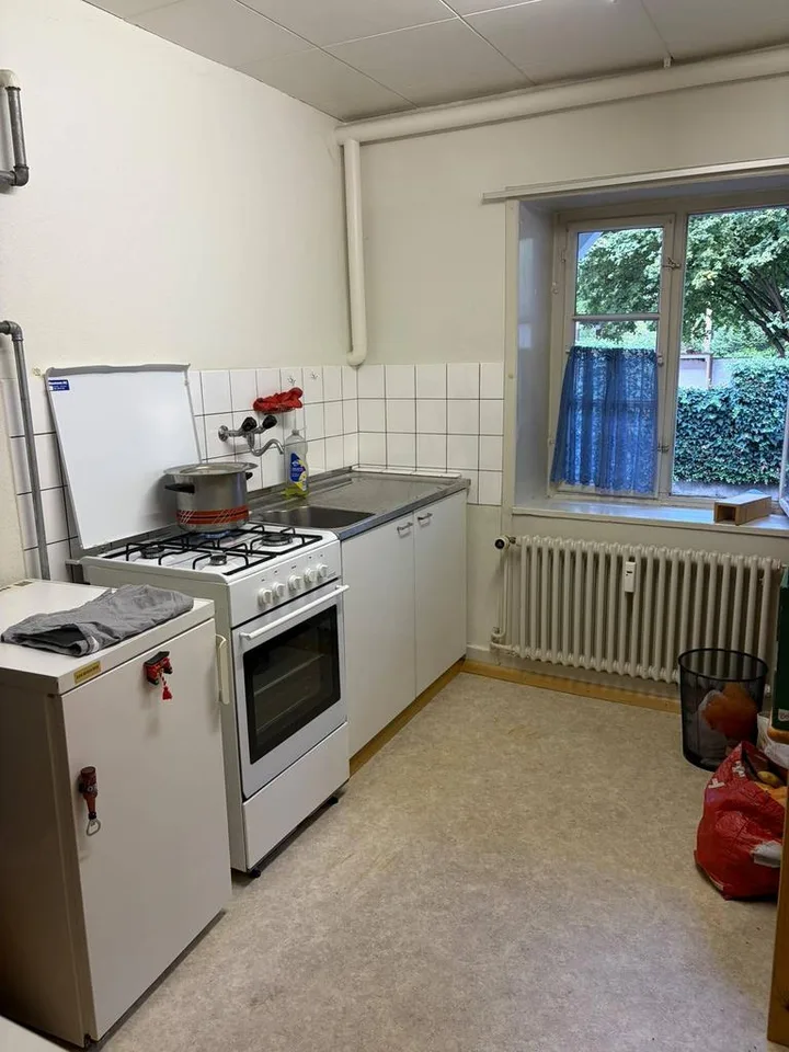 1-Zimmer-Wohnung mit separater Küche und Bad