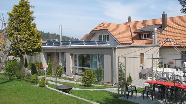 STUDIO IN WAHLENDORF (BE), MÖBLIERT, TEMPORÄR