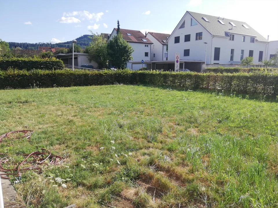 (-: 4,5-Zi-Gartenwohnung mit Wintergarten inkl. AEP + H-Raum