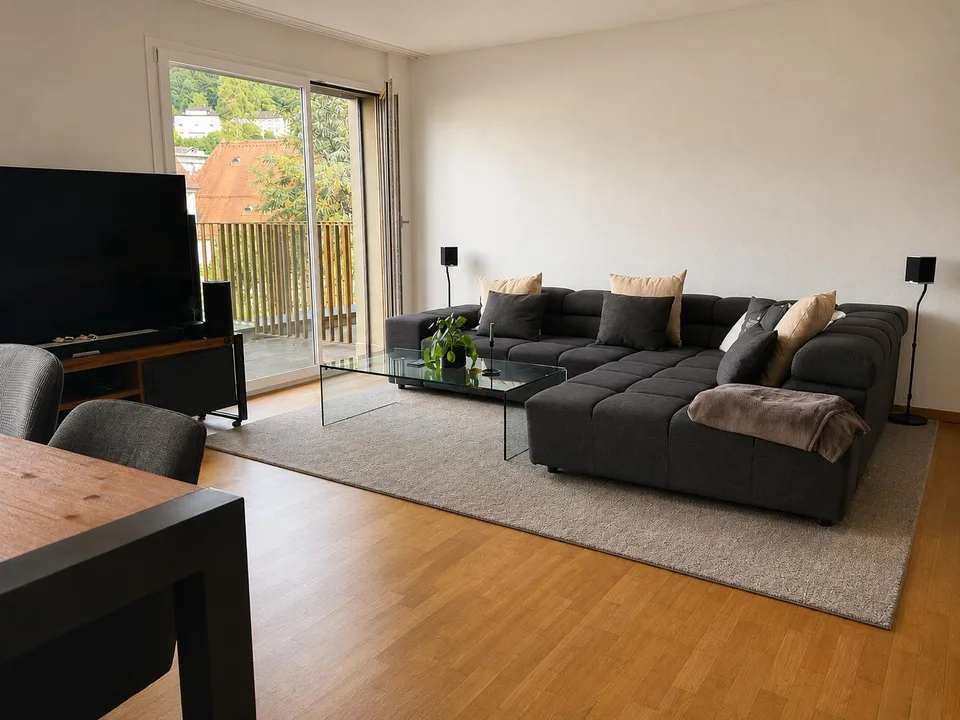 Maisonettewohnung mit Balkon und Dachterrasse mitten in Luzern