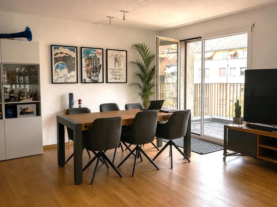 Maisonettewohnung mit Balkon und Dachterrasse mitten in Luzern