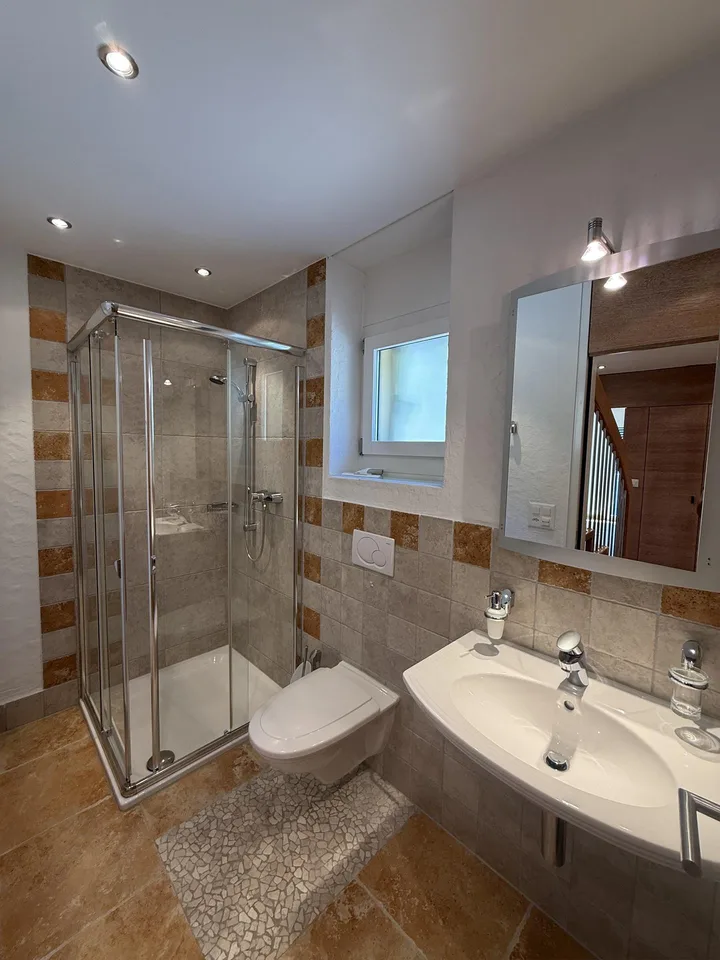 3.5 Zimmer-Maisonettewohnung direkt am See