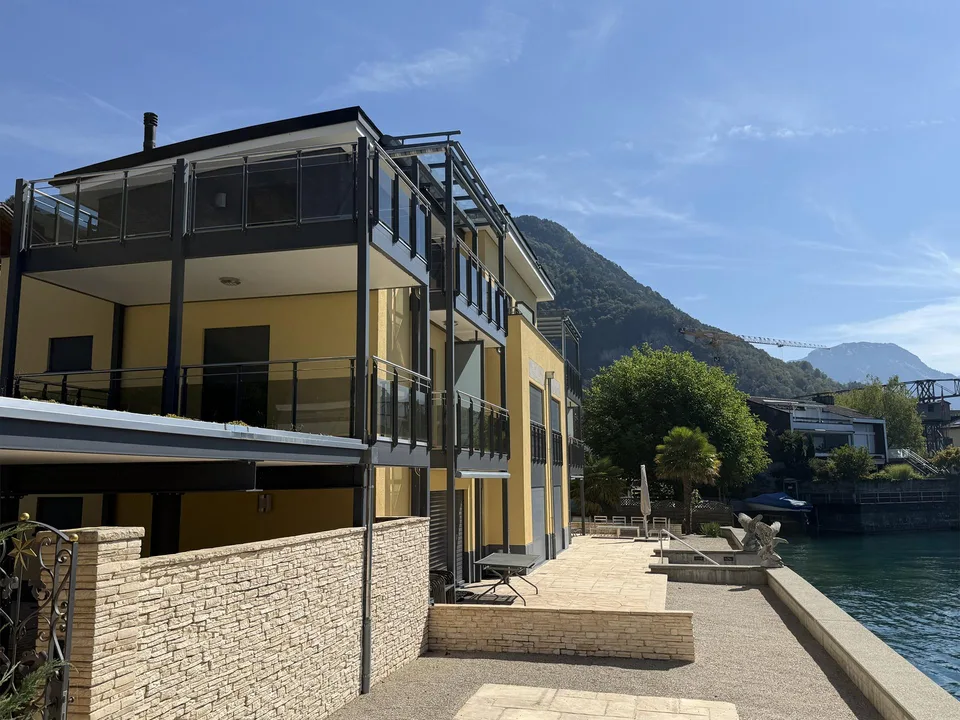 3.5 Zimmer-Maisonettewohnung direkt am See