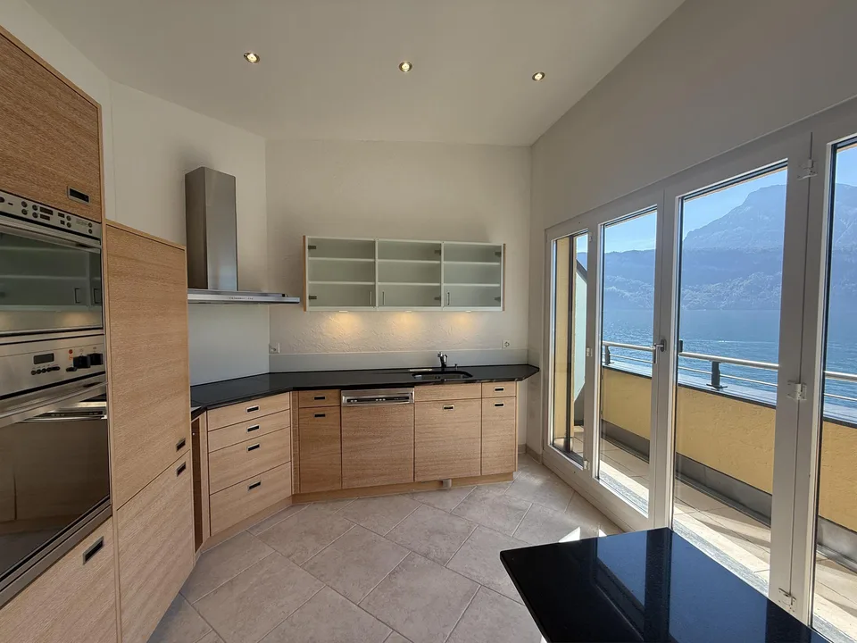 3.5 Zimmer-Maisonettewohnung direkt am See