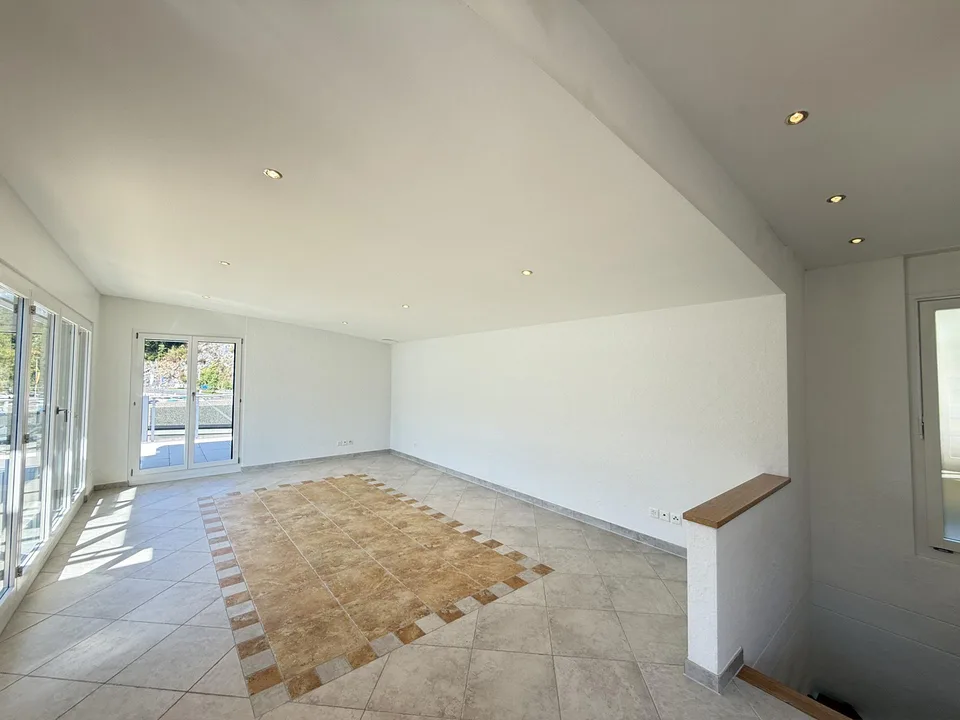 3.5 Zimmer-Maisonettewohnung direkt am See