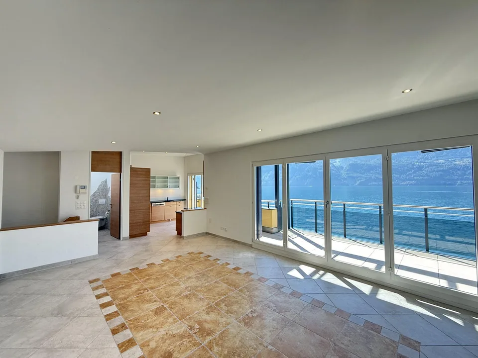 3.5 Zimmer-Maisonettewohnung direkt am See