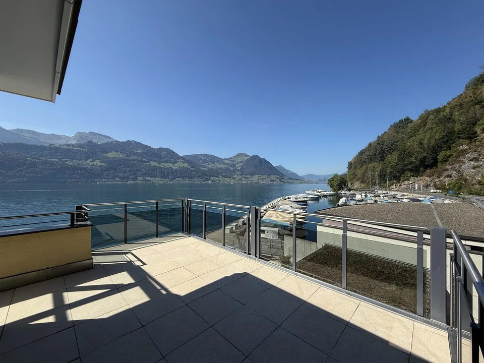 3.5 Zimmer-Maisonettewohnung direkt am See