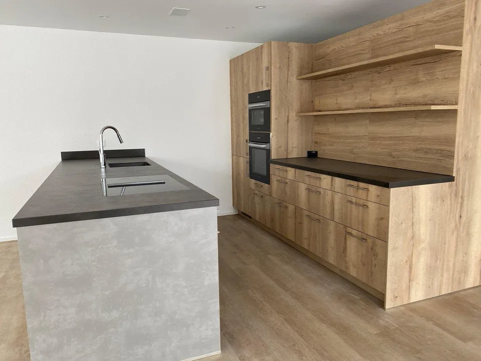 Wunderschöne 4.5 Zimmer-Wohnung im Herzen von Frick