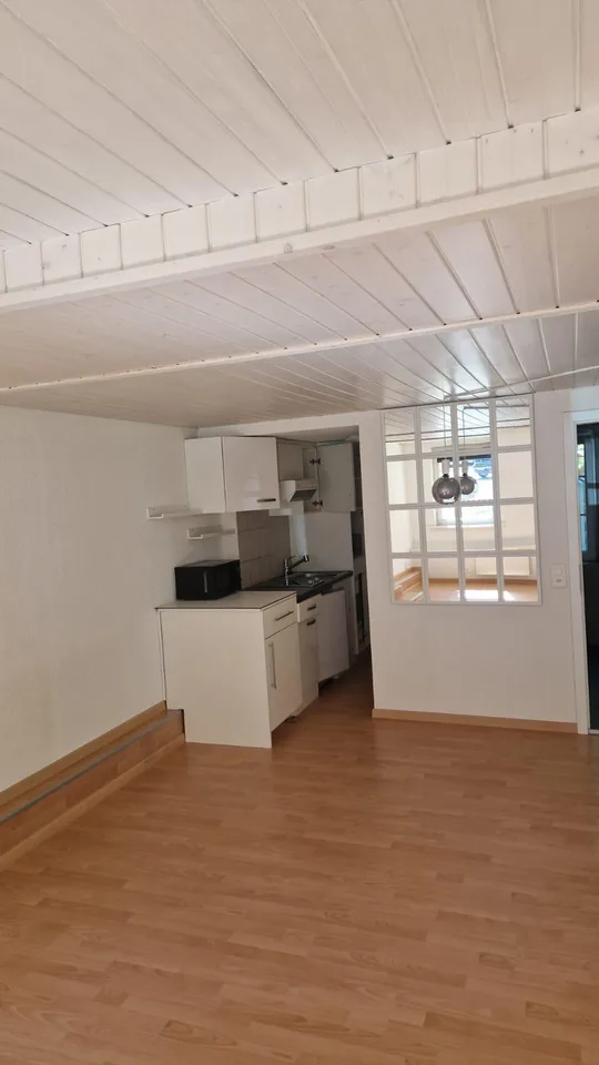 Heimelige 1.5-Zimmer-Wohnung in kleinerer Liegenschaft