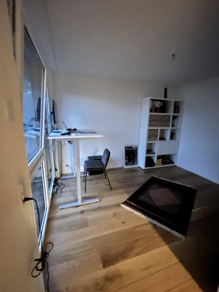 3 1/2 Zimmer exklusive Wohnung am Zürichsee mit Seezugang, gehoben